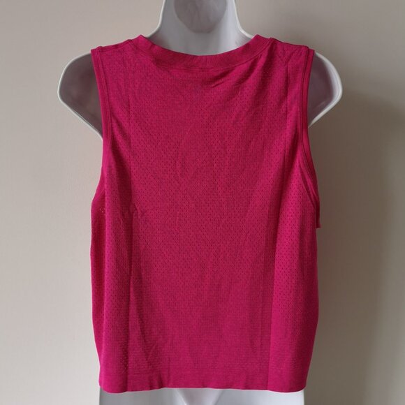 NWT LULULEMON SEAWHEEZE Fuchsia LTWT Swiftly Breathe Crop Tank Top 10 - Picture 6 of 10